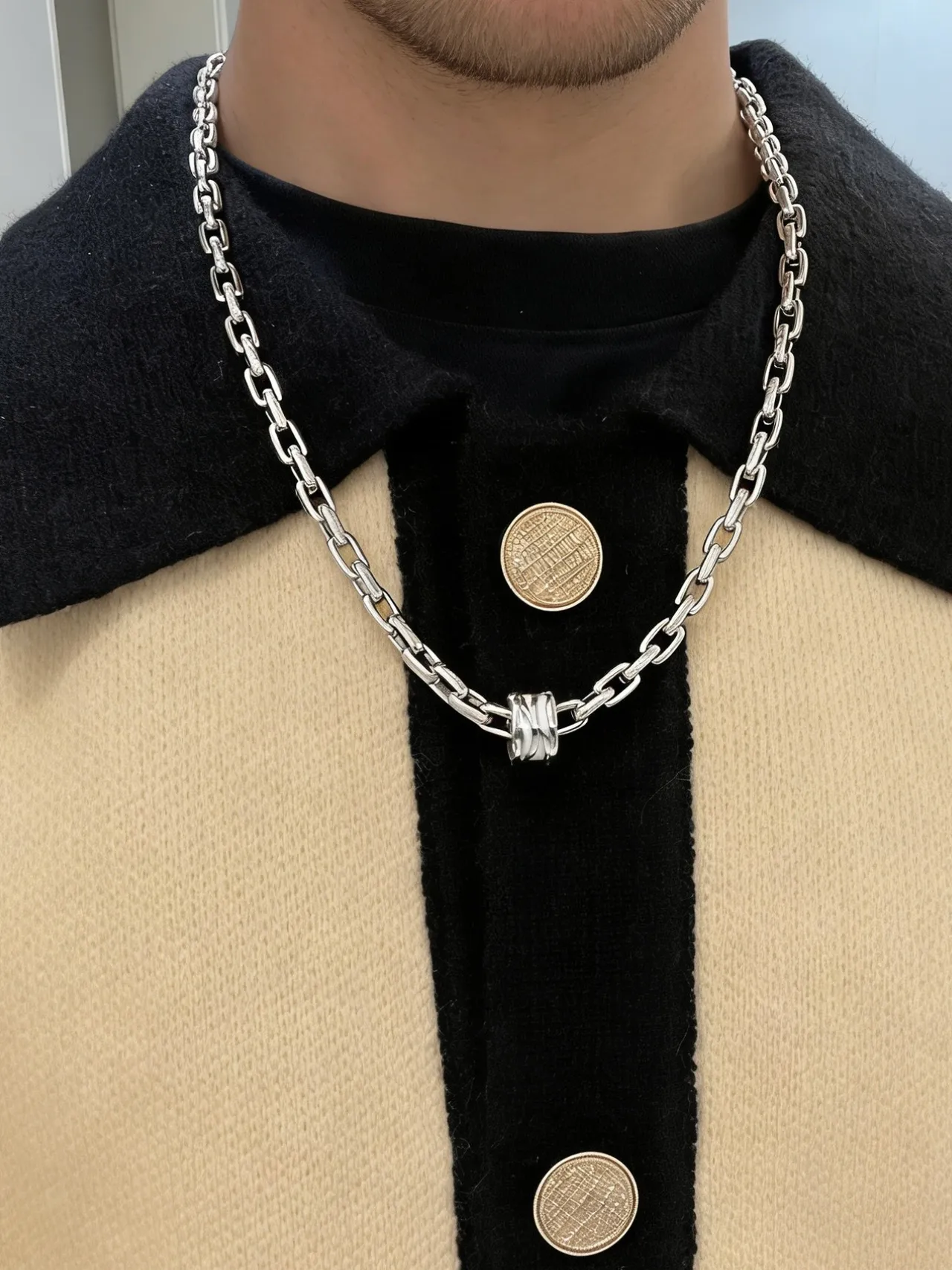 Bvlgari Silver White Interlocking Triple-Ring Pendant Pavé-Diamond Chain Necklace 8