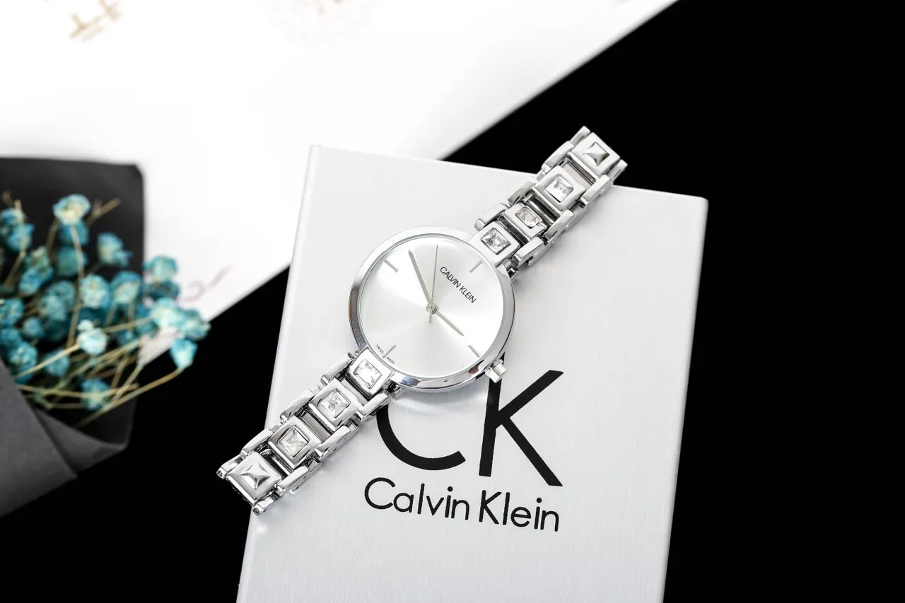 Calvin Klein Silver White Minimalist Crystal-Accented Bracelet Quartz Watch 3