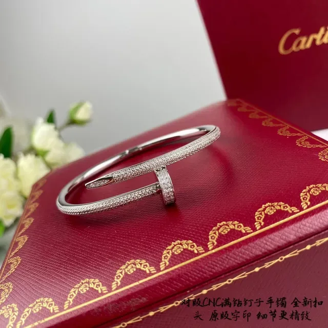 Cartier Juste un Clou Bracelet Pavé Diamants 4