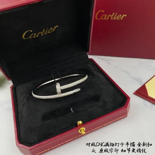 Cartier Juste un Clou Bracelet Pavé Diamants 6