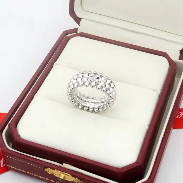 Bague Cartier Juste un Clou Or Rose Pyramide Picotée 5