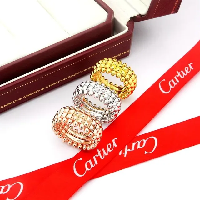 Bague Cartier Juste un Clou Or Rose Pyramide Picotée 8