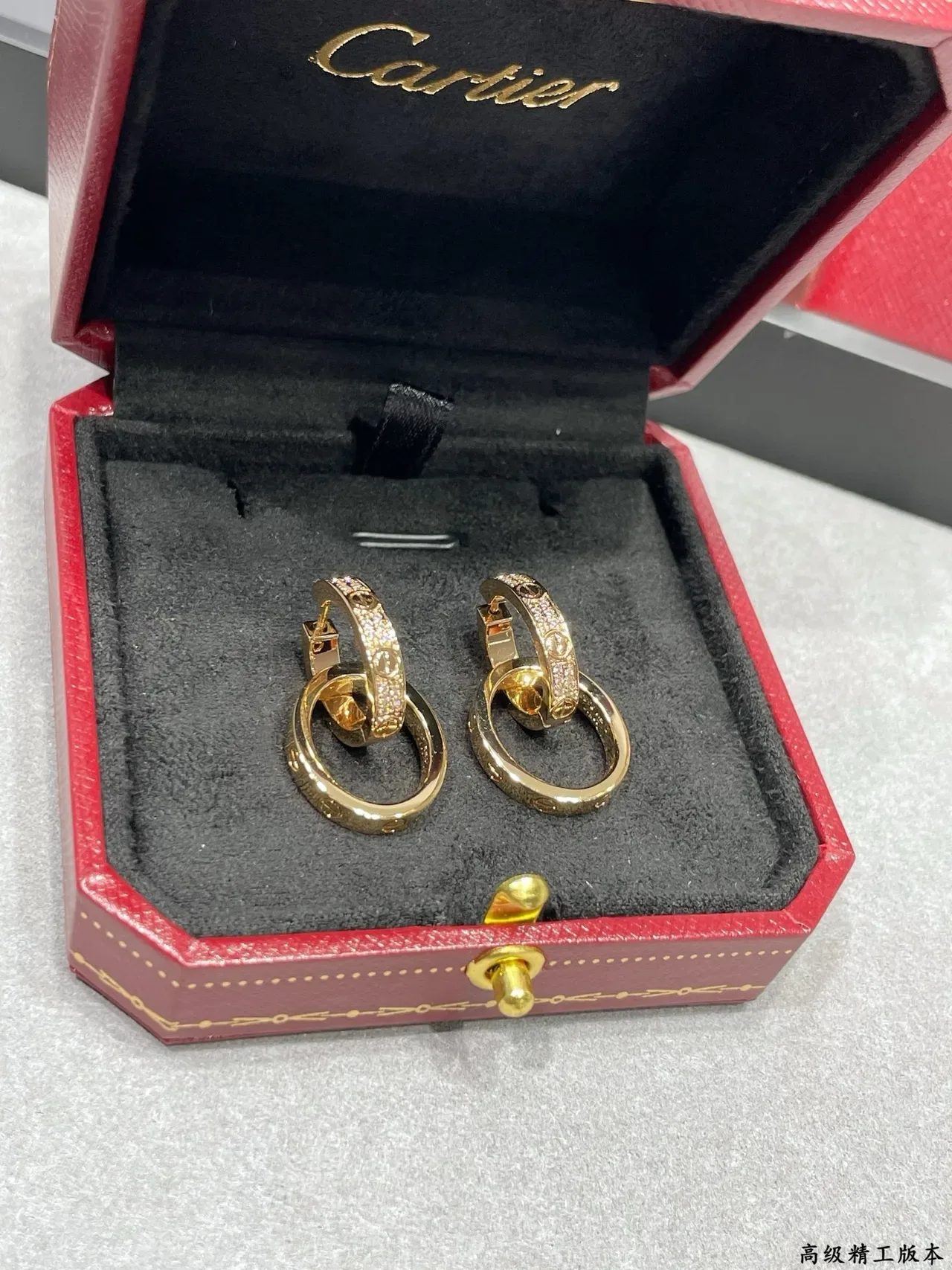 Cartier Juste un Clou Boucles d'oreilles Or et Argent Anneaux Interlocking Doubles Diamants Pavé 8