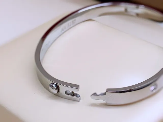 Cartier Love Bracelet Or jaune diamant émail rouge bracelet 5