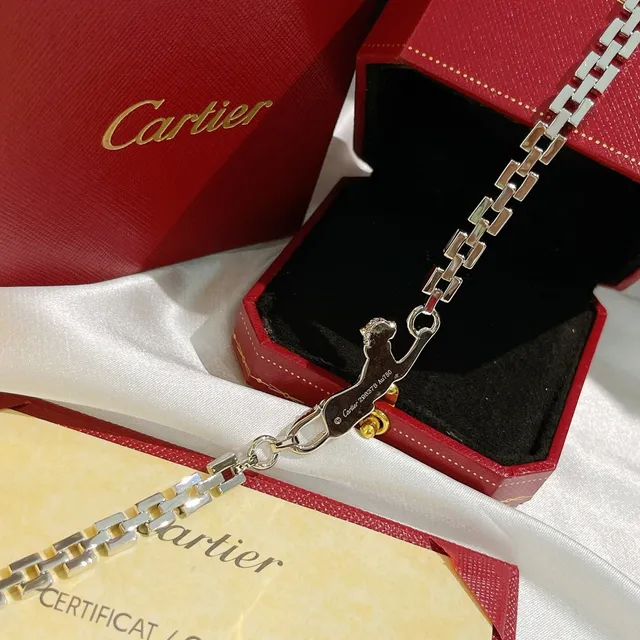 Bracelet Cartier Panthère Diamants et Onyx 2