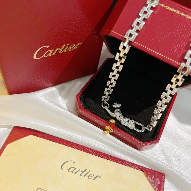 Bracelet Cartier Panthère Diamants et Onyx 6