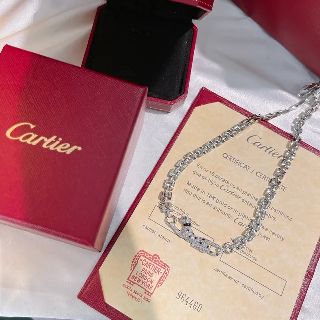 Bracelet Cartier Panthère Diamants et Onyx 8