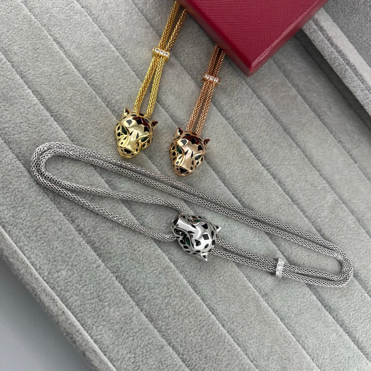 Cartier Panthère Collier avec tête de panthère 6
