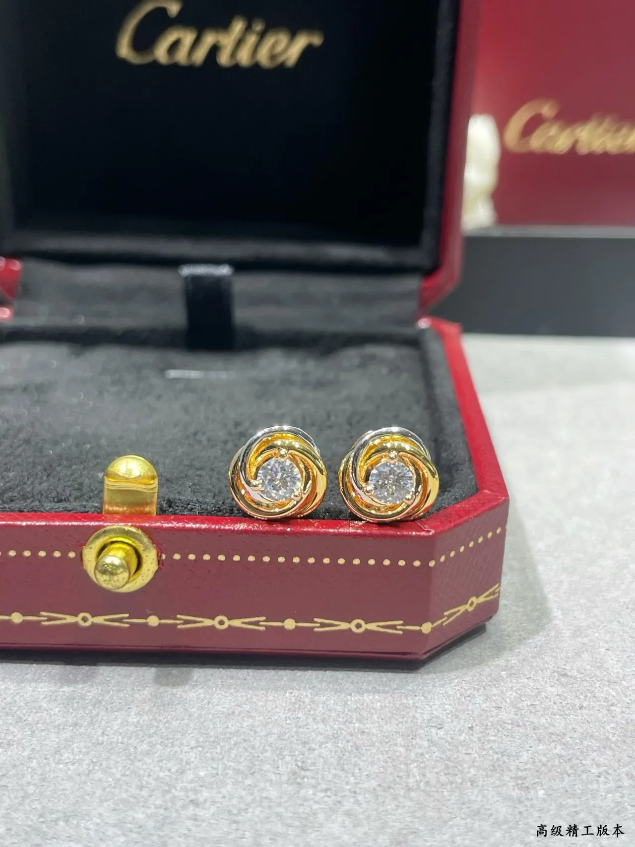 Cartier Boucles d'Oreilles Stud Or Bicolore Tourbillonnant 7