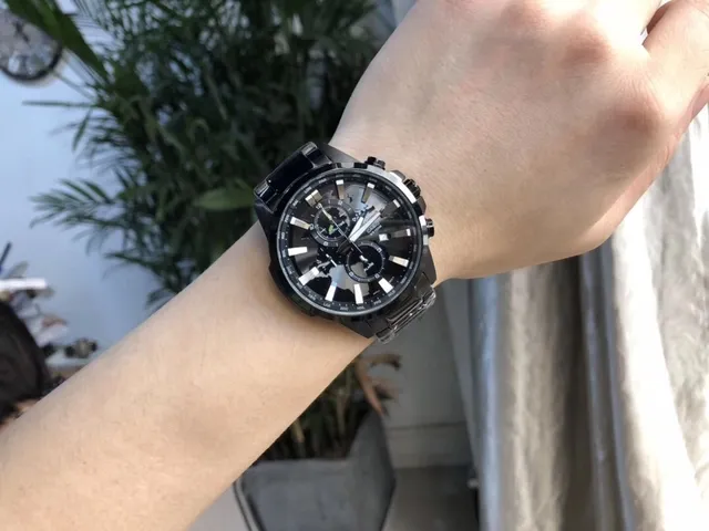 Casio EDIFICE كرونोغراف توقيت عالمي أسود ساعة رياضية 2