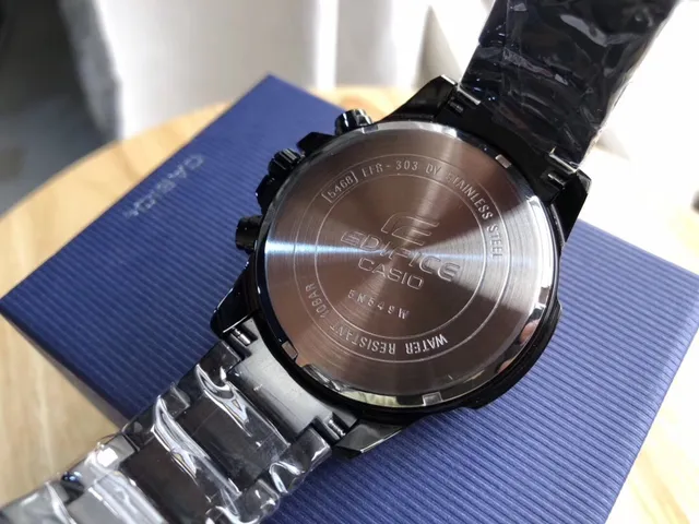 Casio EDIFICE كرونोغراف توقيت عالمي أسود ساعة رياضية 3