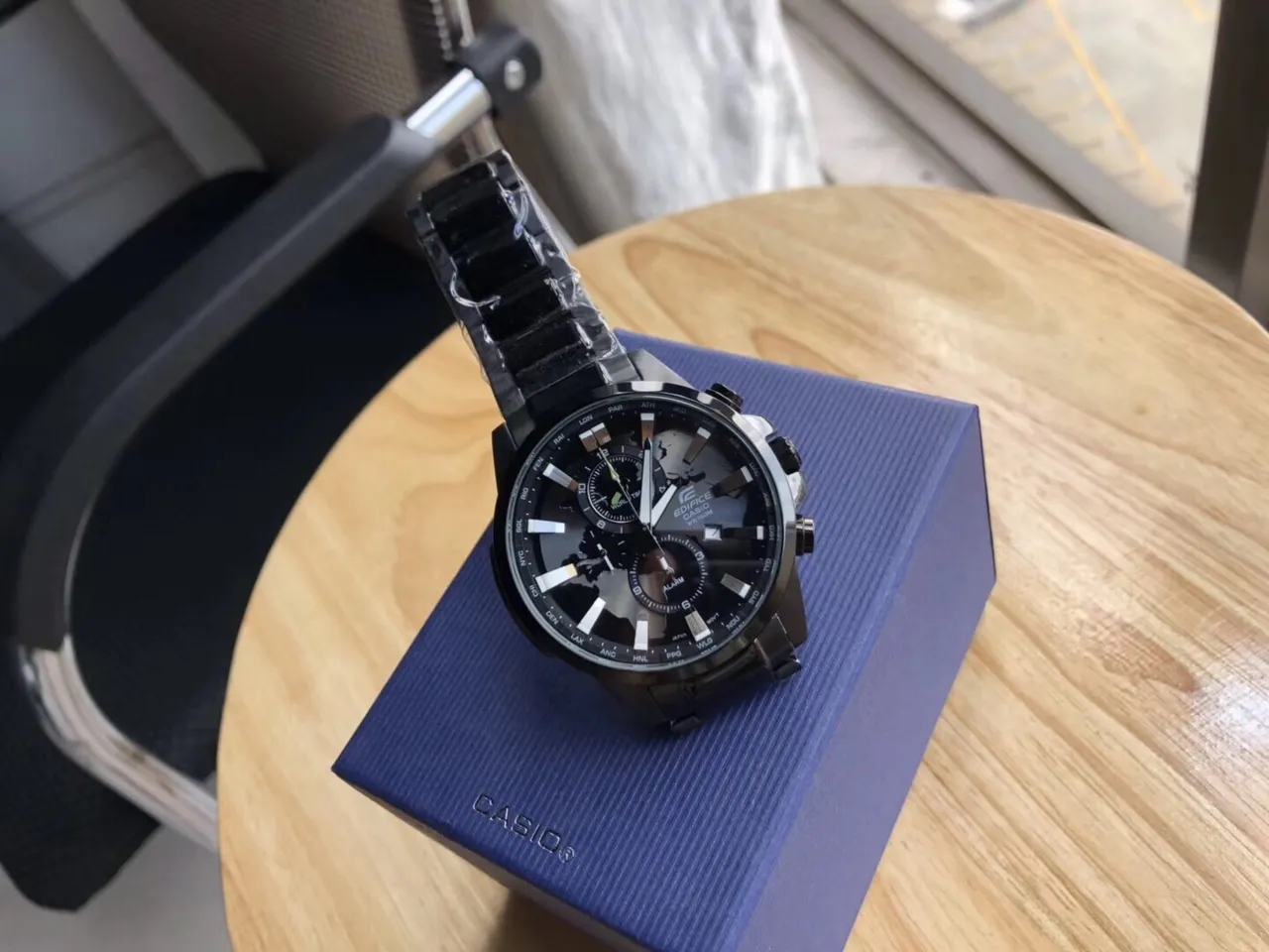 Casio EDIFICE كرونोغراف توقيت عالمي أسود ساعة رياضية 9