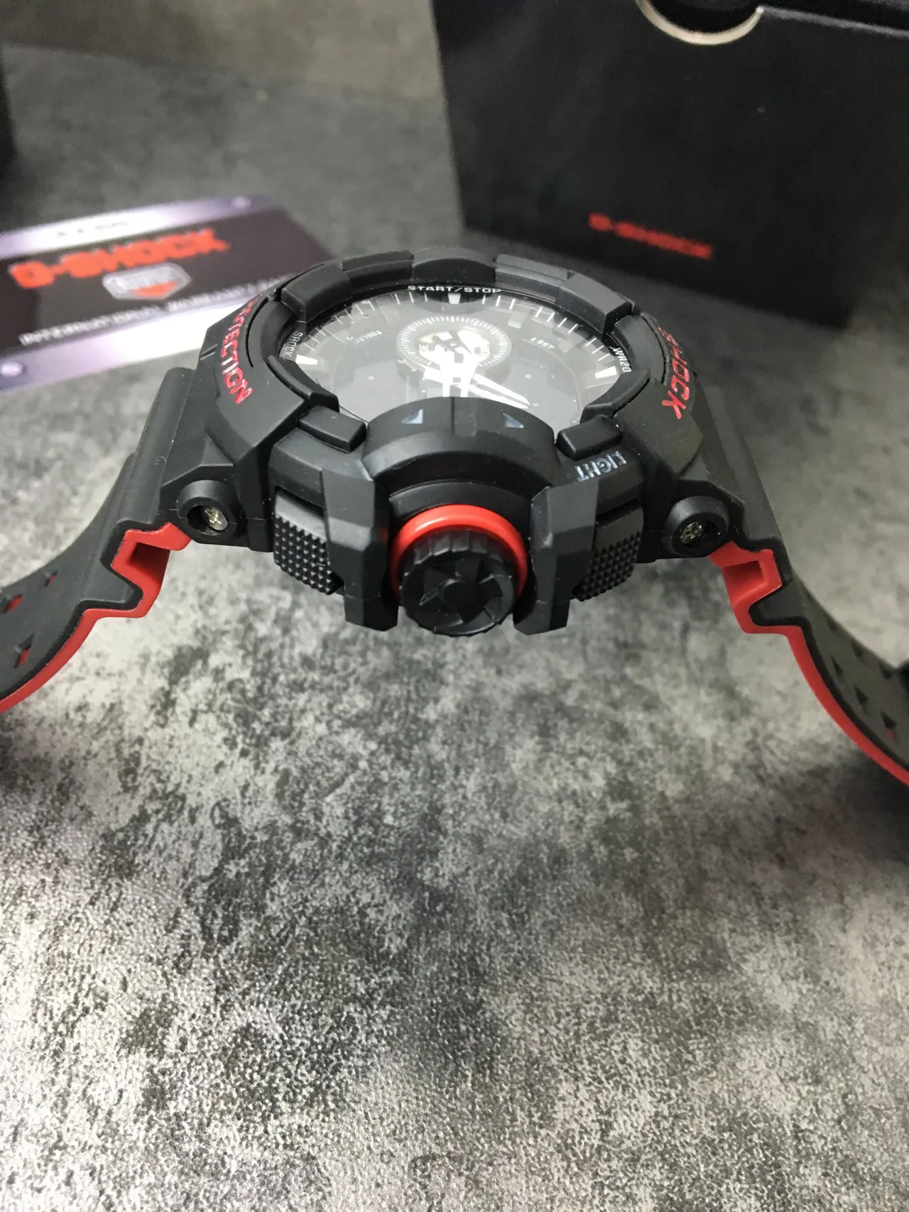 Casio G-Shock GA-100 Noir et Rouge Montre Sportive Analogique-Digitale Robuste 6