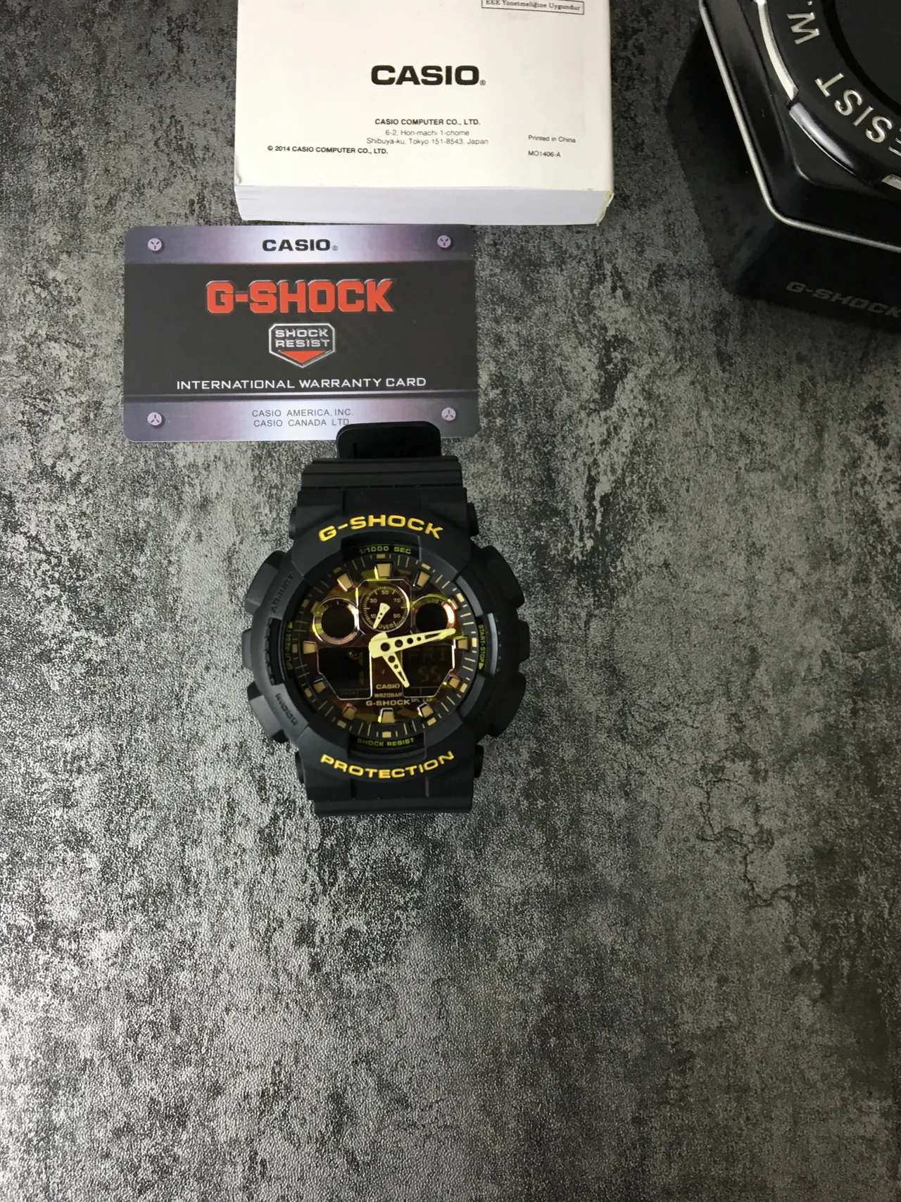 Casio G-Shock GA-100 Noir et Jaune Montre Sport 2