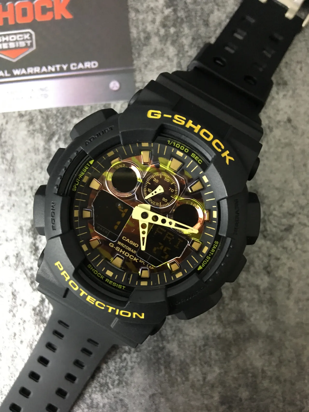 Casio G-Shock GA-100 Noir et Jaune Montre Sport 5