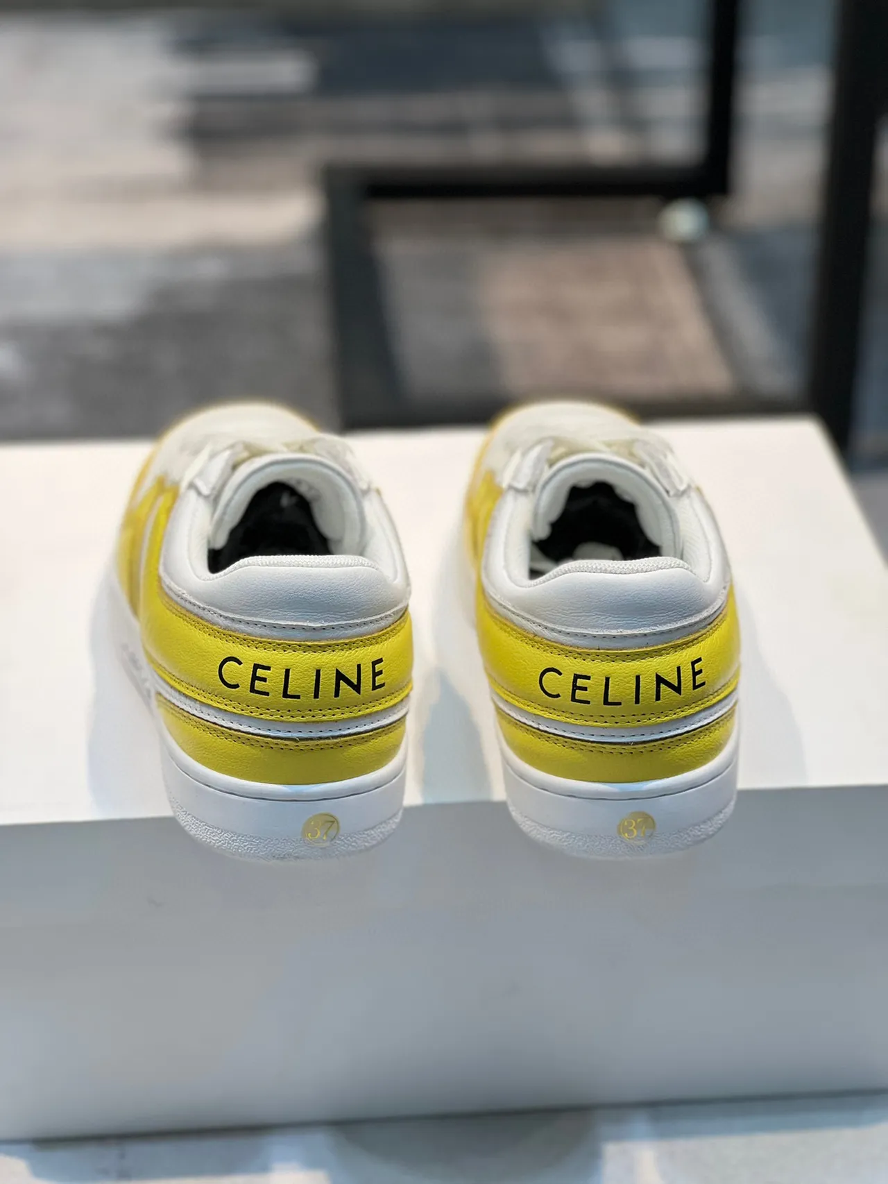 Celine CT-01 Baskets lifestyle jaune et blanc 2