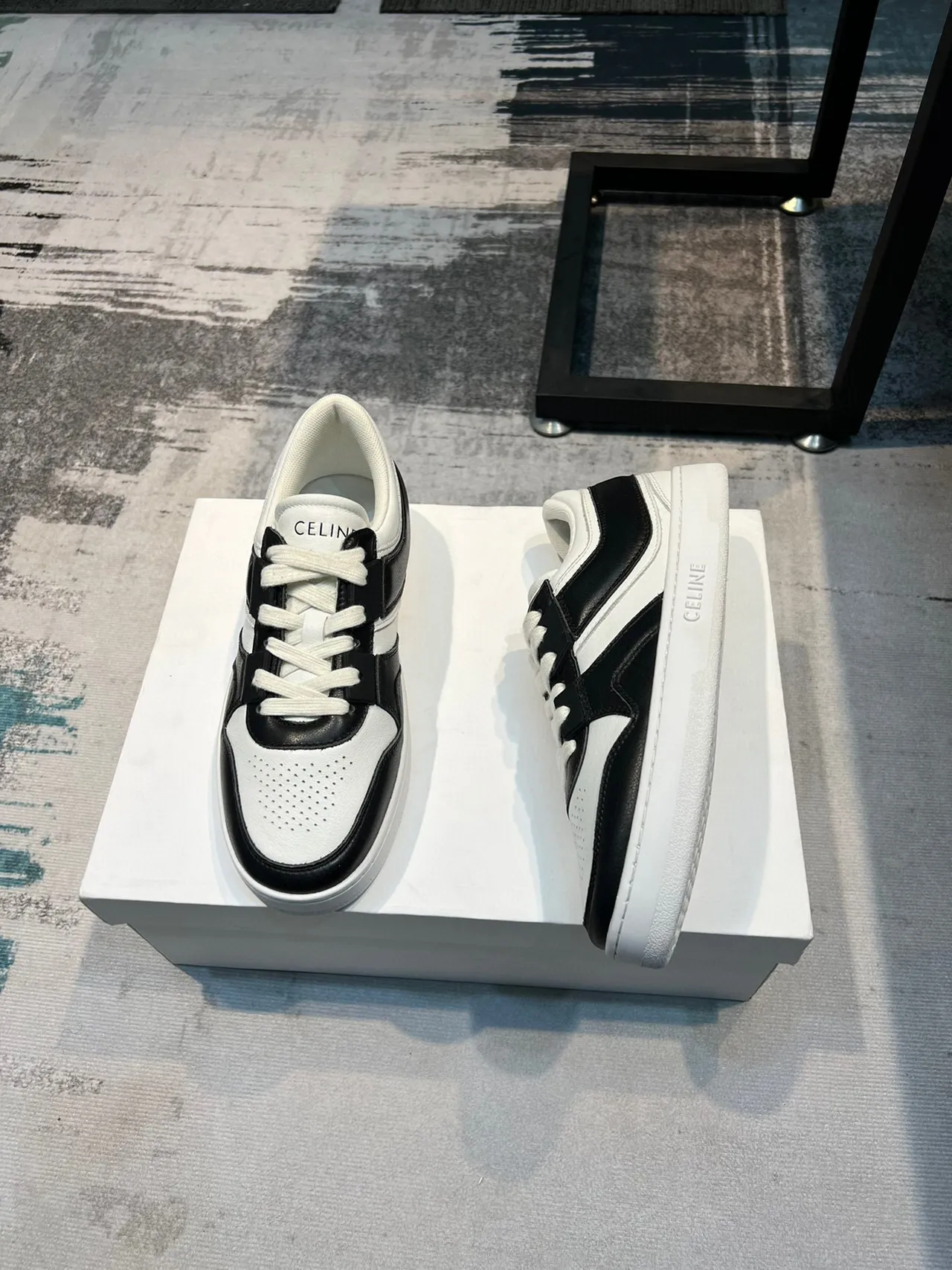 Celine CT-01 Z Trainer chaussures lifestyle noires et blanches 4