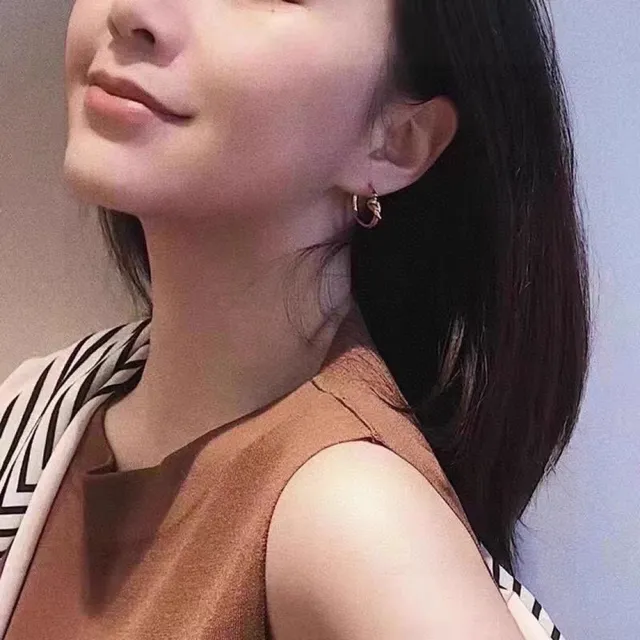 Celine Détail Nœud Boucles d'Oreilles Or 9