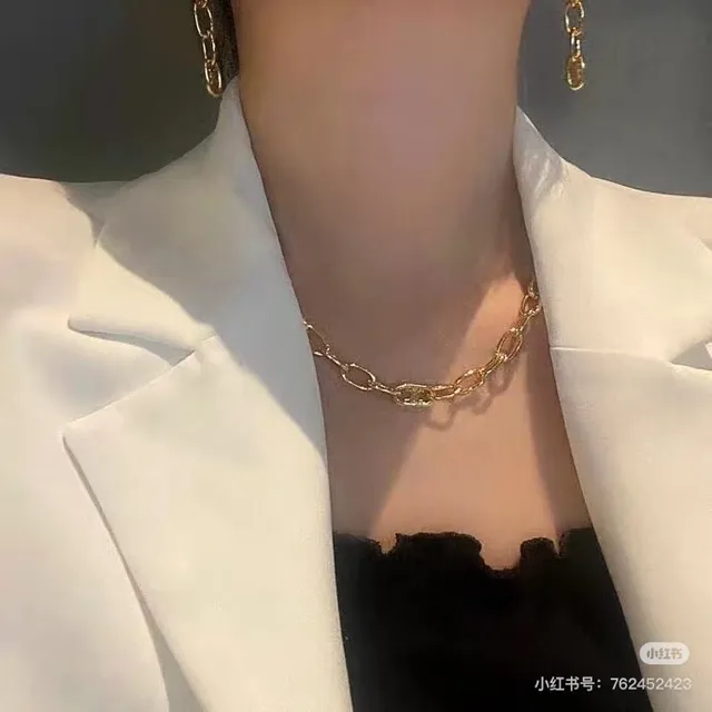 Celine Triomphe Gold-Tone অ্যান্ডাকার লিঙ্ক নেকলেস 2