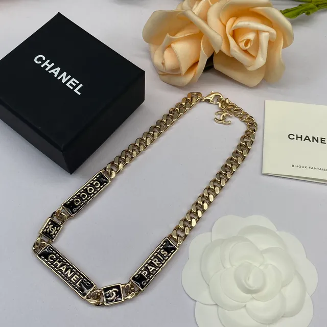 Chanel Bijoux Fantaisie Coco Chanel Paris Colar Placa Esmaltada 4