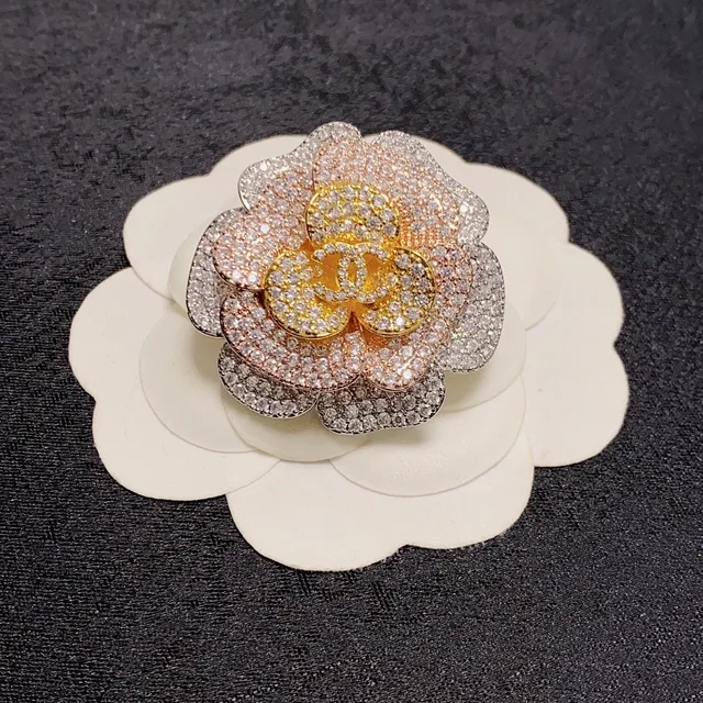 Chanel Camélia Pave Cristal et Métal bicolore Broche 7