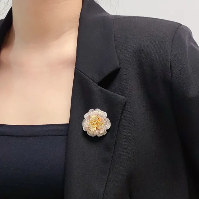 Chanel Camélia Pave Cristal et Métal bicolore Broche 8