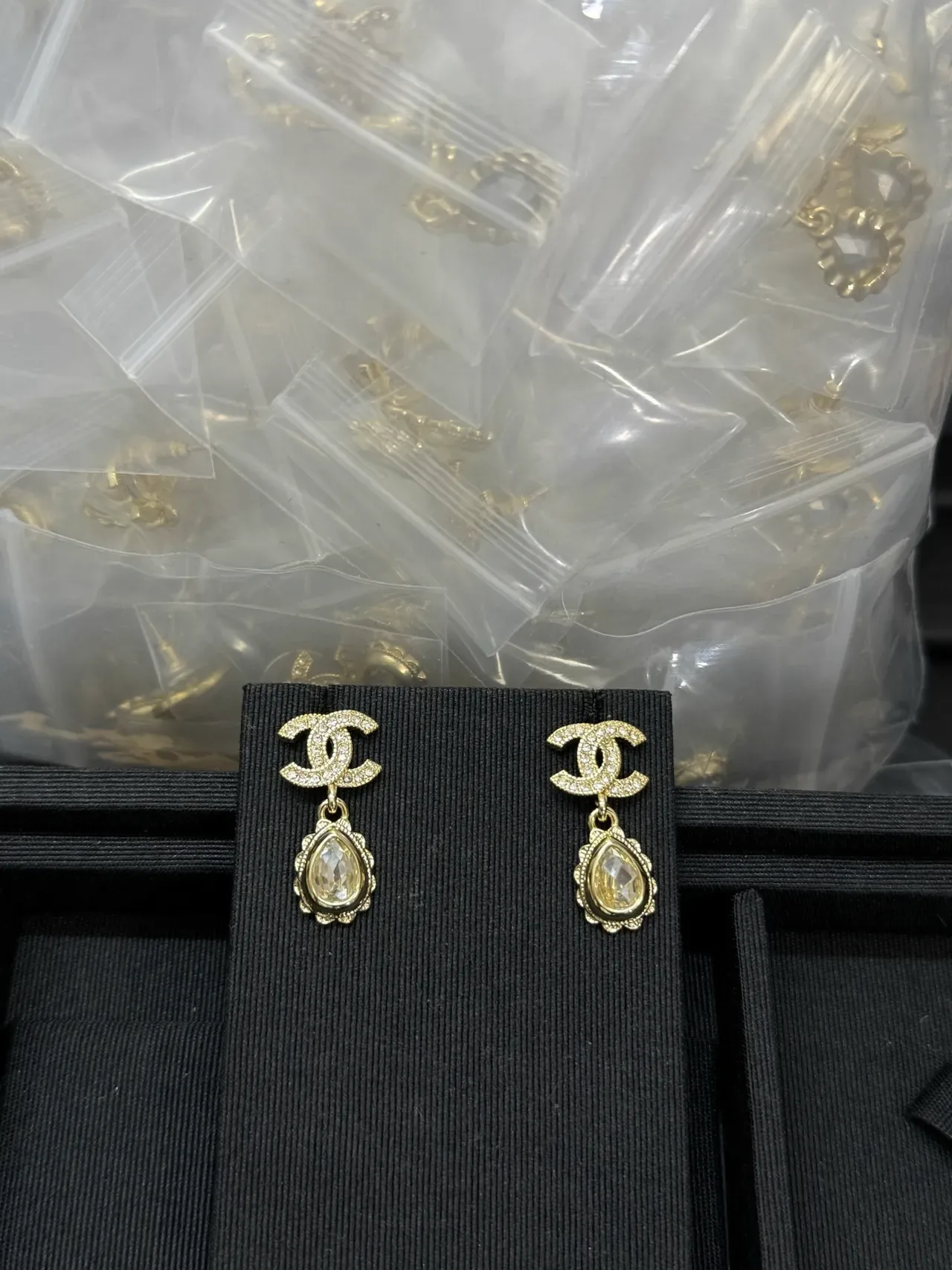 Chanel CC Drop Gold Silver Interlocking Logo Teardrop Crystal Pendant Earrings 7
