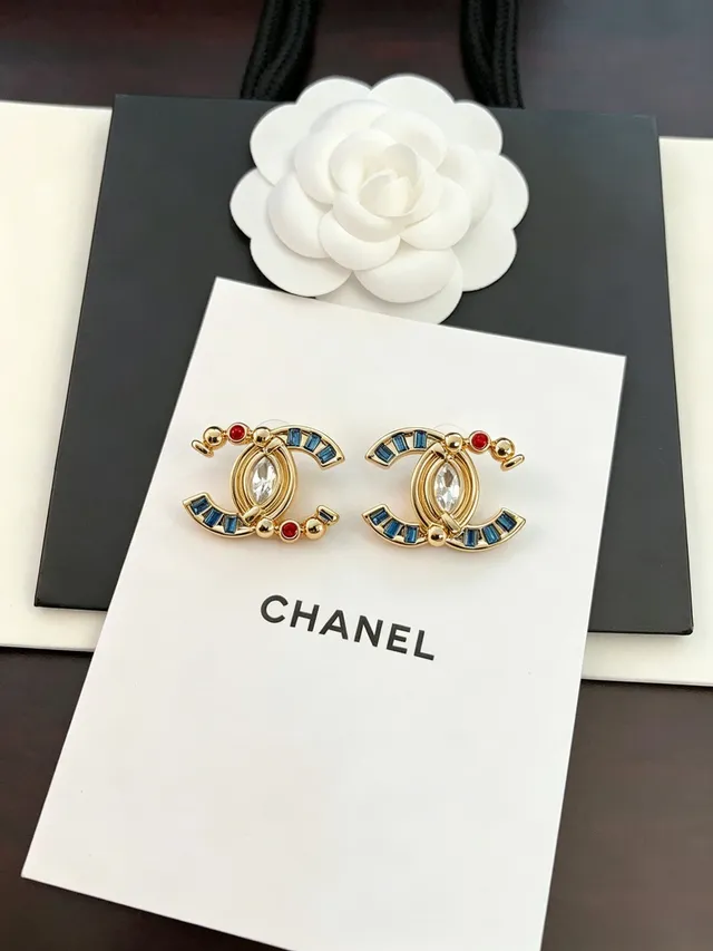 Chanel CC Gold Multicolor Interlocking Marquise Crystal Center Earrings 7