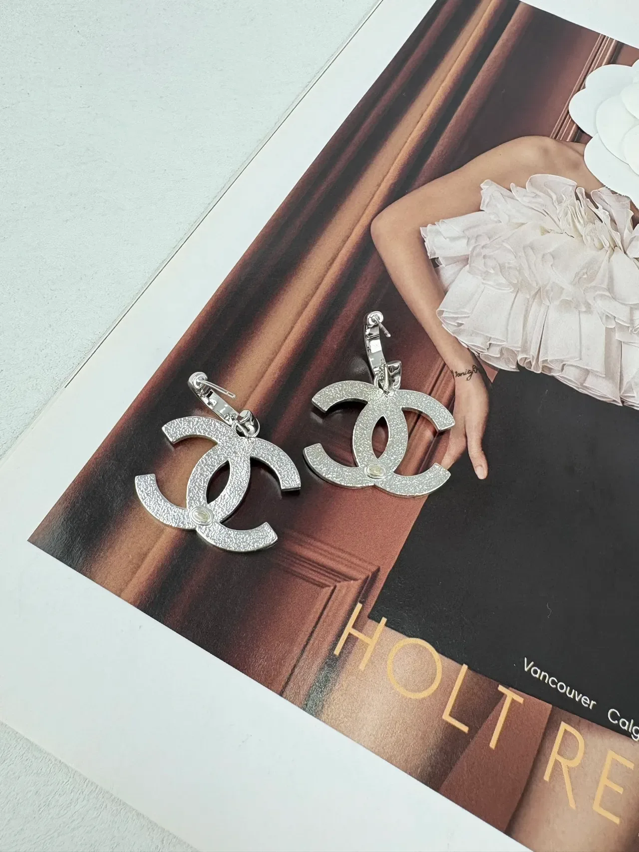 Chanel CC Logo Blue Enamel and Crystal Earrings 2