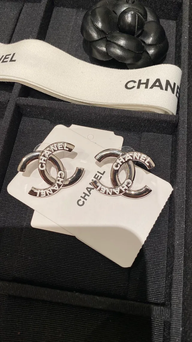Chanel CC Logo Silver White Interlocking Engraved Brand Name Earrings 8