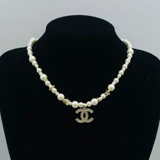 Chanel CC मोती सफेद सोने की स्ट्रैंड पवेय पेंडेंट नेकलेस