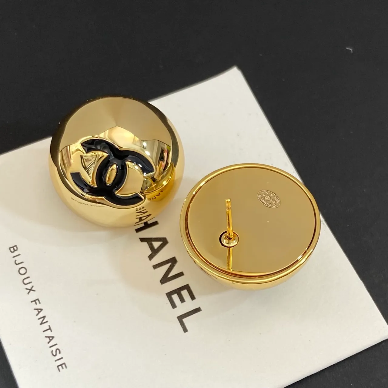 Chanel CC Stud Gold Black Round Earrings 3