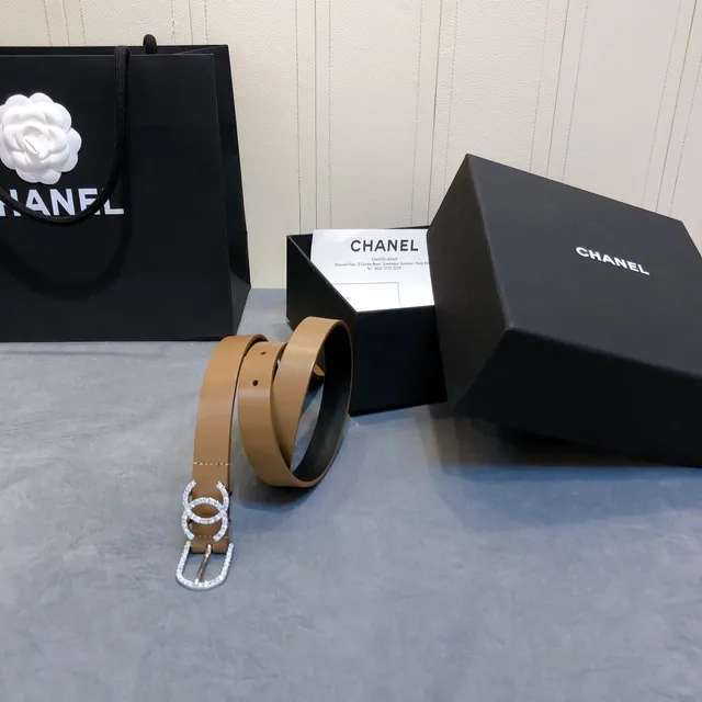 Chanel Crystal CC Belt Tan and Black Leather Belt 4