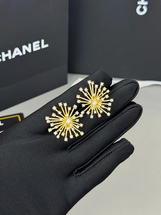 Chanel Gold Transparent Starburst Crystal-Embellished Earrings 5