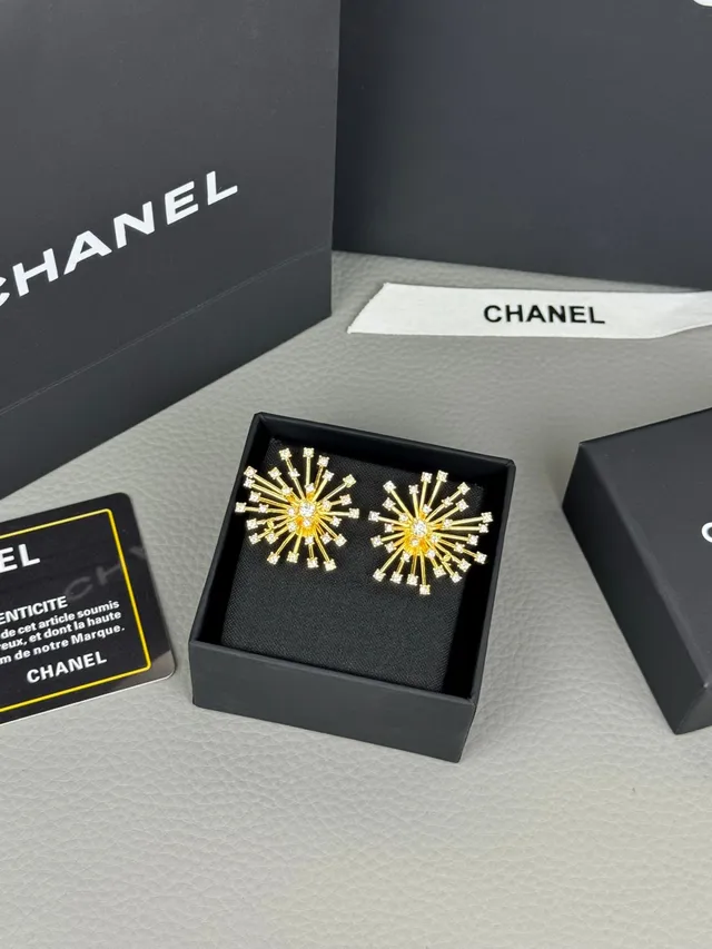 Chanel Gold Transparent Starburst Crystal-Embellished Earrings 7