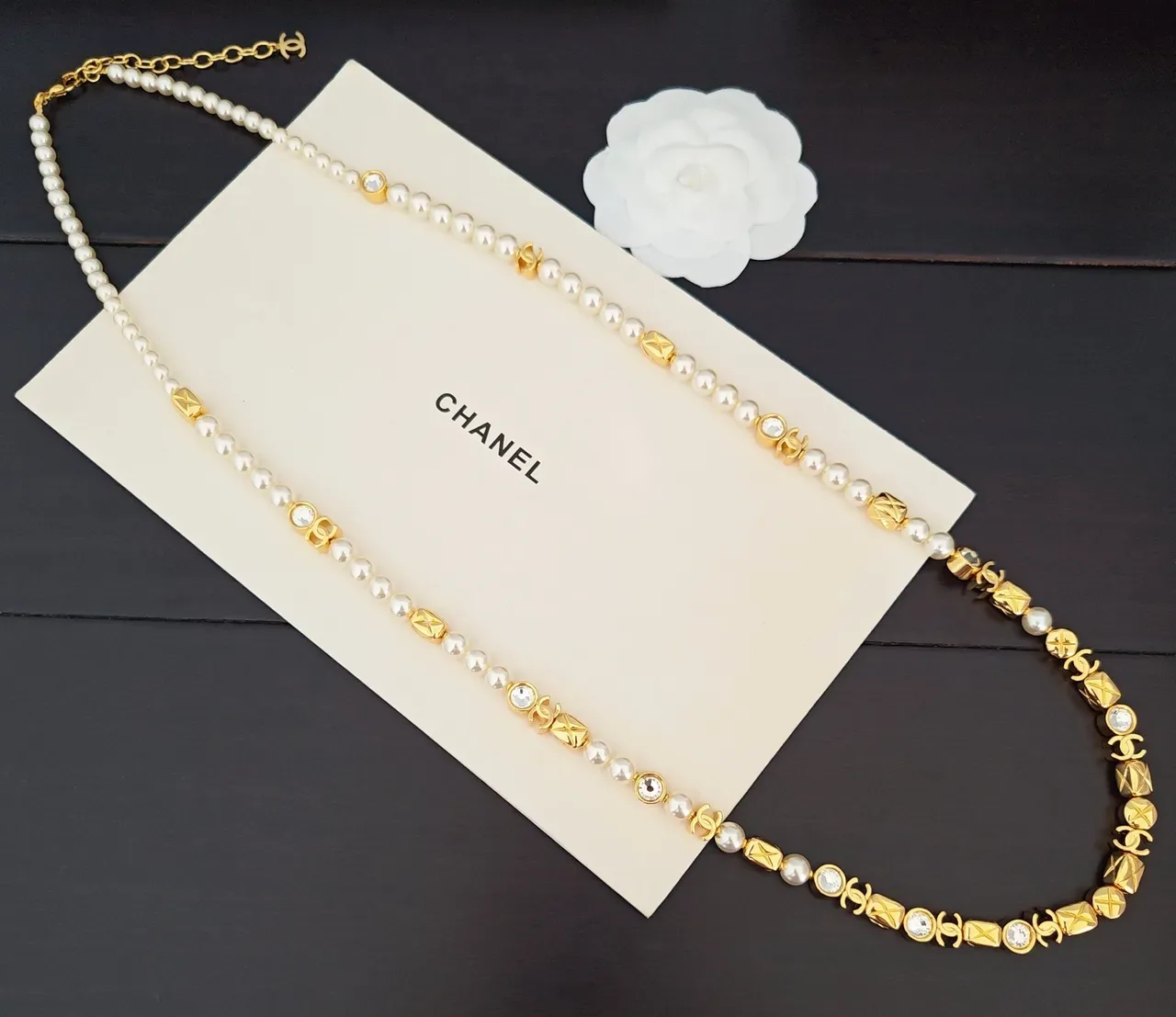 Colar Chanel Ouro Branco Duplo Pérolas e Contas 2