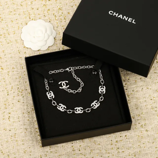 Chanel Pavé CC Logo Chain Necklace 6