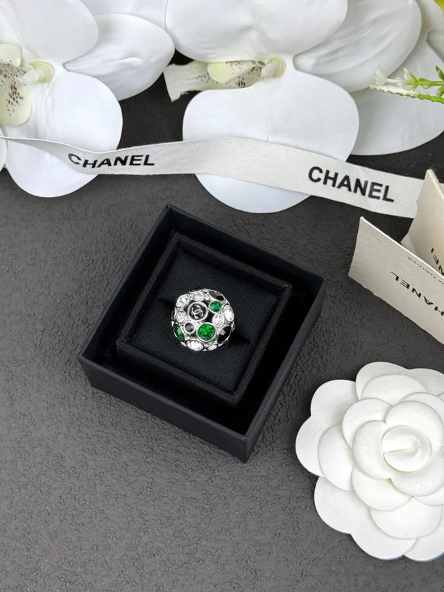 Chanel Pink Black Dome-Shaped Cluster Faceted And Stones Ring 5