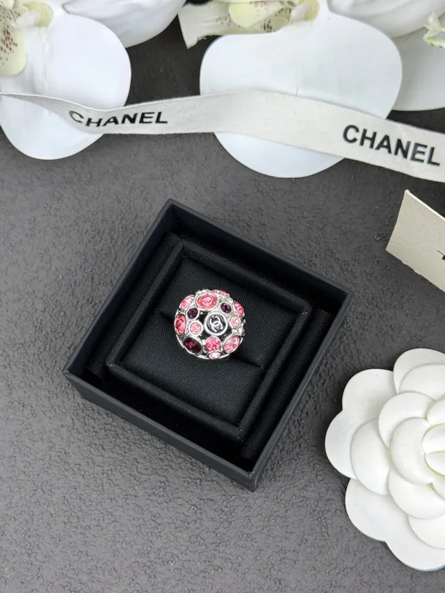 Chanel Pink Black Dome-Shaped Cluster Faceted And Stones Ring 6