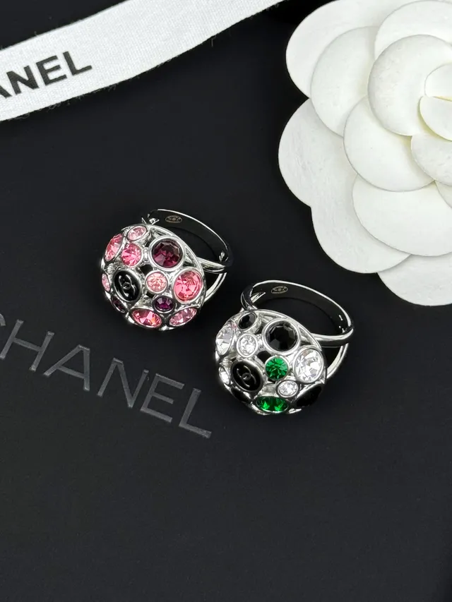 Chanel Pink Black Dome-Shaped Cluster Faceted And Stones Ring 9