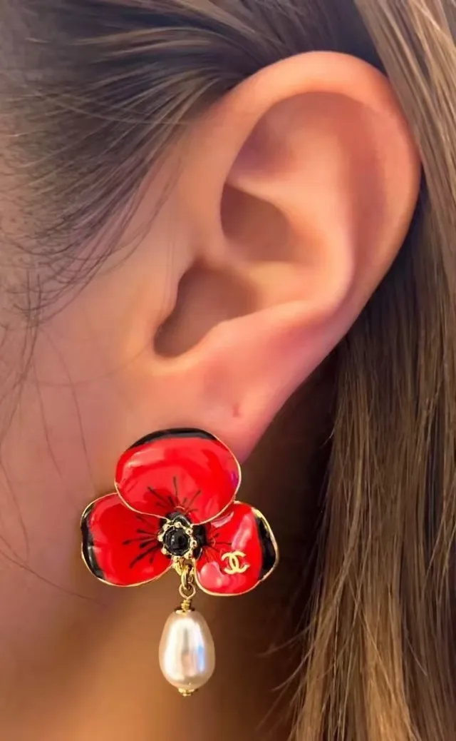 Chanel Poppy Flower Enamel and Pearl Earrings 3