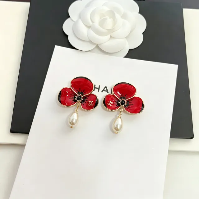 Chanel Poppy Flower Enamel and Pearl Earrings 8