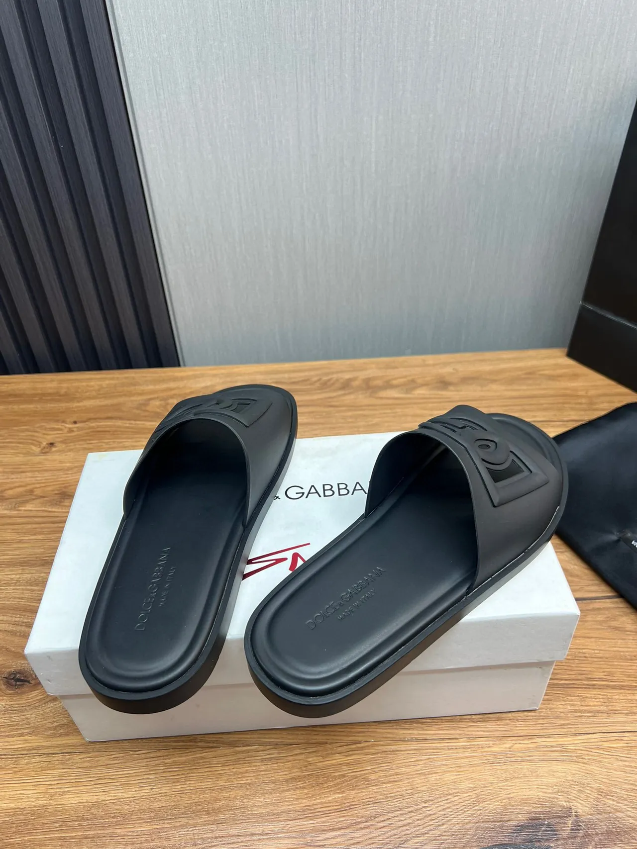 Chanel Slide Black Rubber Molded CC Logo Slipper 4
