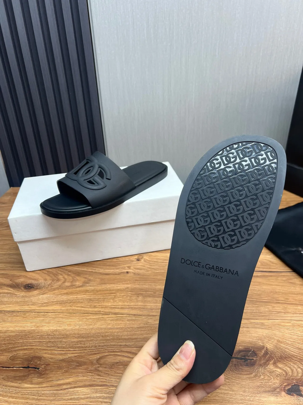 Chanel Slide Black Rubber Molded CC Logo Slipper 8