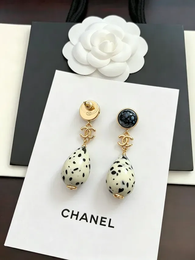 Chanel White Black Gold-Tone Metal Marbled Top Stone Earrings 5