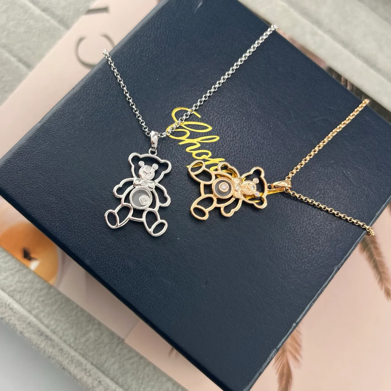Chopard Happy Bear রূপালী ও সোনালী বিয়ার পেন্ডেন্ট নেকলেস 6
