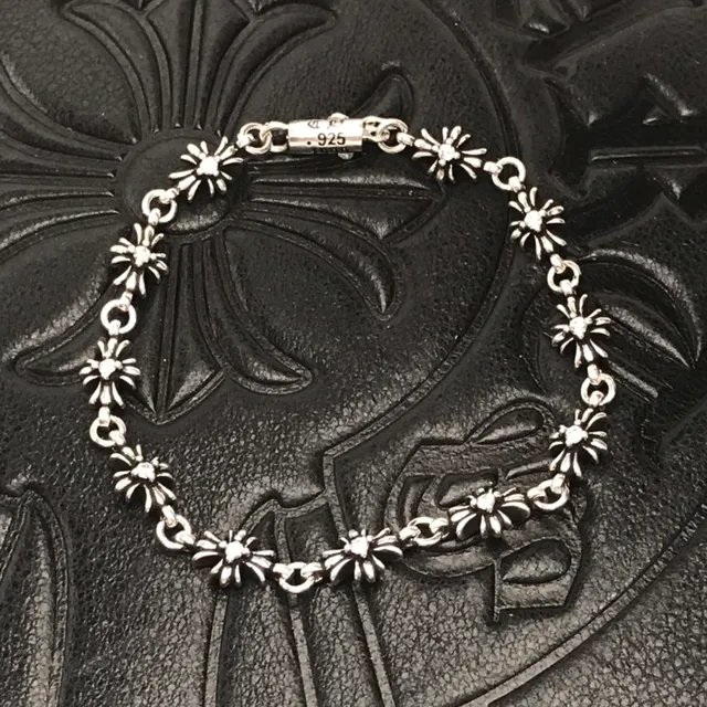 Chrome Hearts Daisy Floral Link Silver-Tone Stone Bracelet 5
