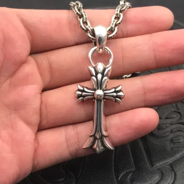 Chrome Hearts Gothic Cross Silver-Tone Necklace 5
