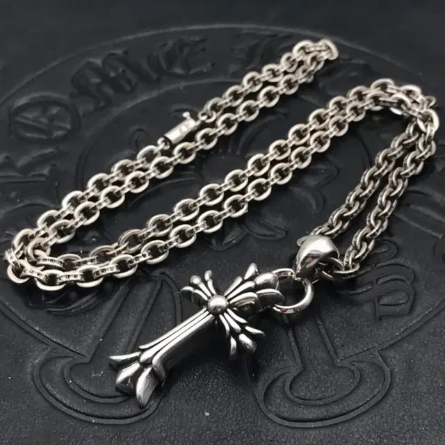 Chrome Hearts Gothic Cross Silver-Tone Necklace 9
