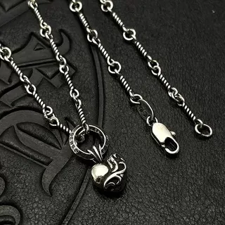 Chrome Hearts Collier avec pendentif croix en forme de cœur 7
